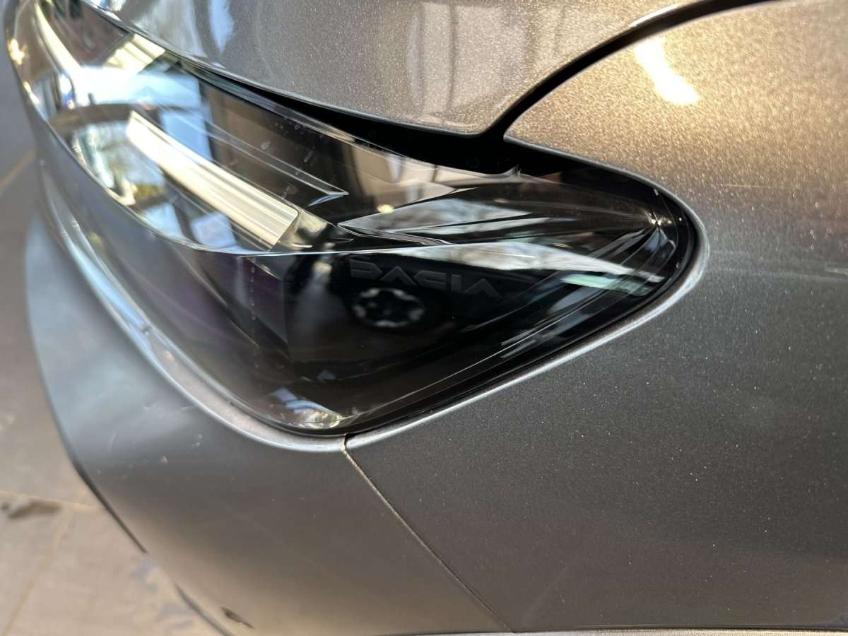 Fahrzeugbild eines Dacia Jogger