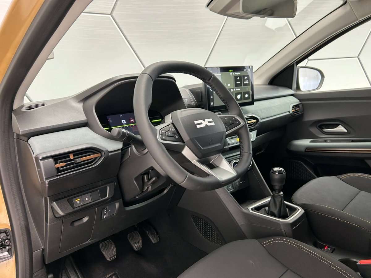 Fahrzeugbild eines Dacia Sandero