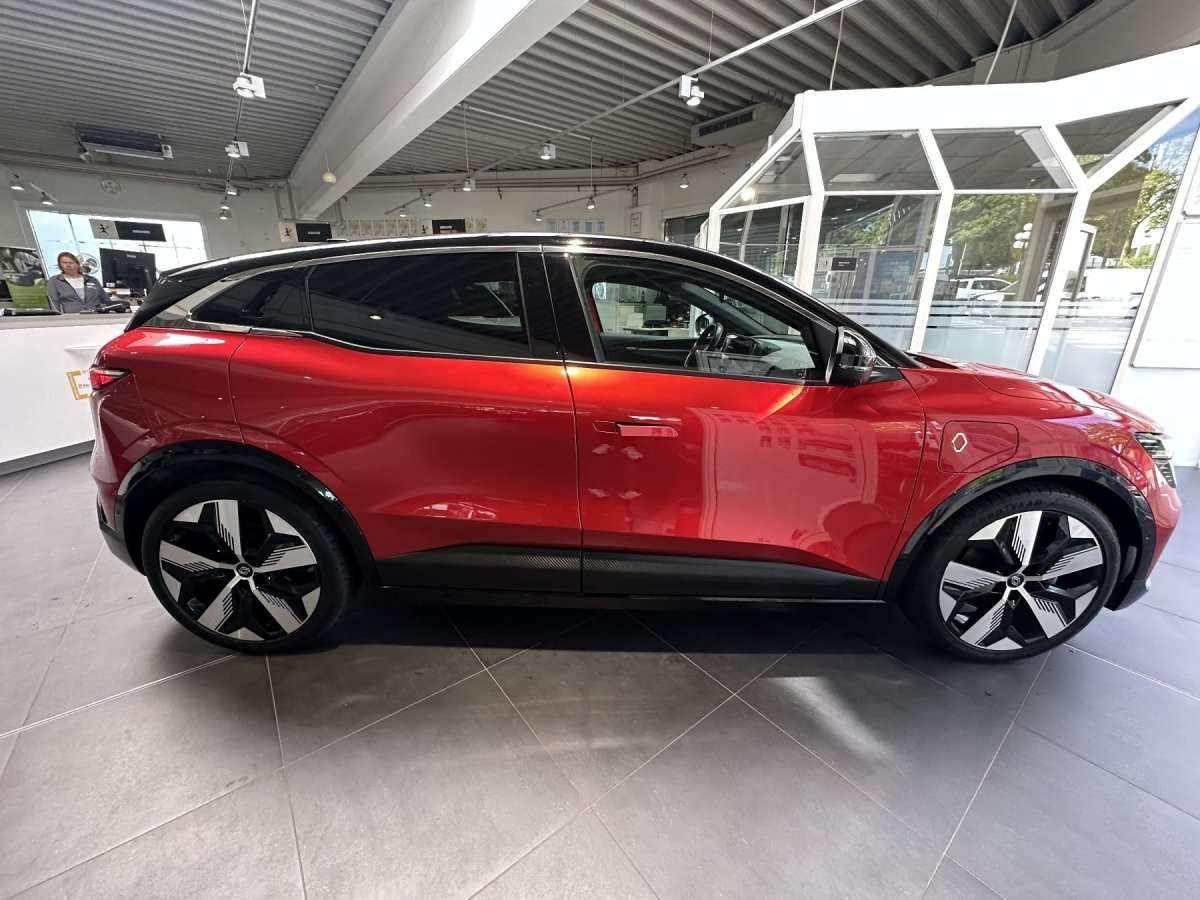 Fahrzeugbild eines Renault Megane E-TECH