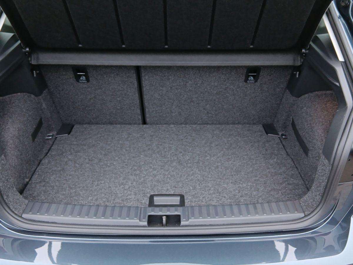 Fahrzeugbild eines SEAT Ibiza