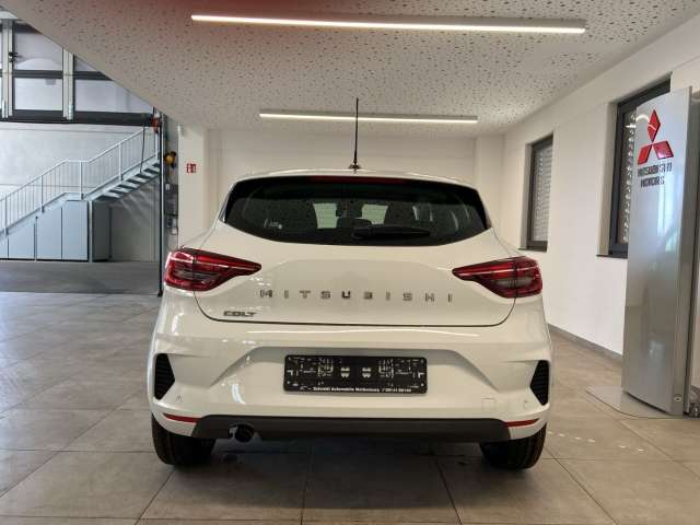 Fahrzeugbild eines Mitsubishi Colt