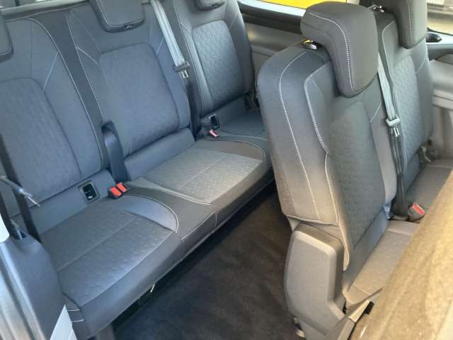 Fahrzeugbild eines Ford Transit Custom