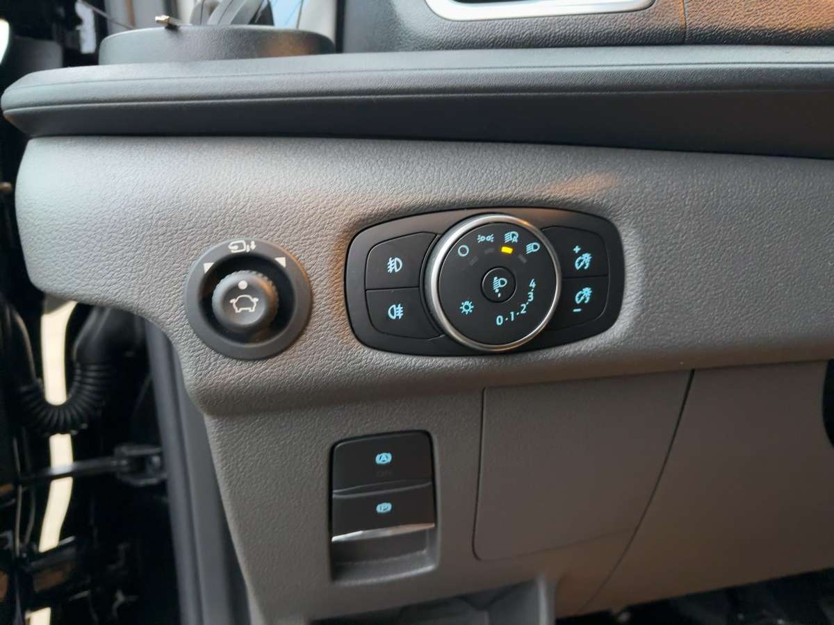 Fahrzeugbild eines Ford Transit