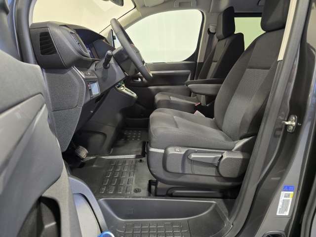 Fahrzeugbild eines Citroën SpaceTourer