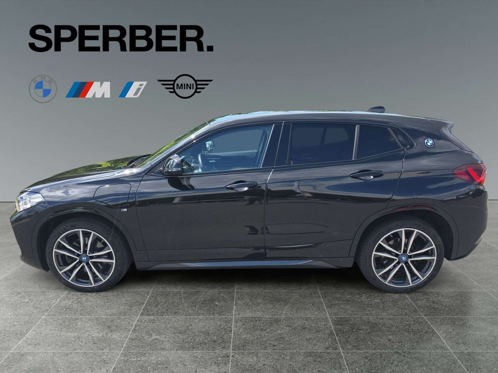 Fahrzeugbild eines BMW X2