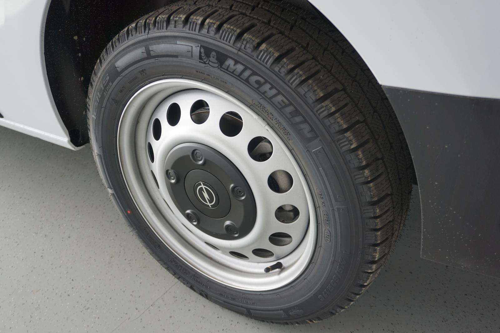 Fahrzeugbild eines Opel Vivaro