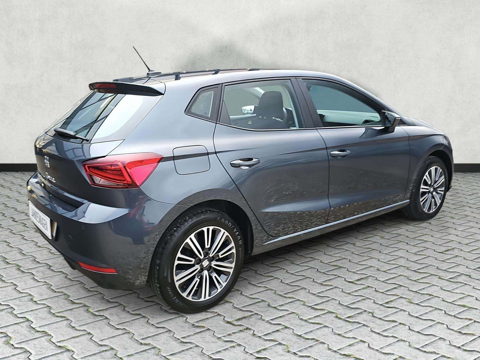 Fahrzeugbild eines SEAT Ibiza