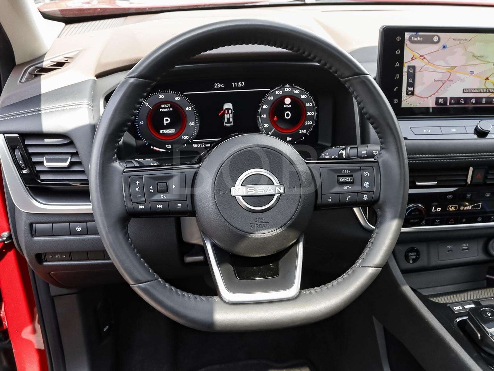 Fahrzeugbild eines Nissan X-TRAIL