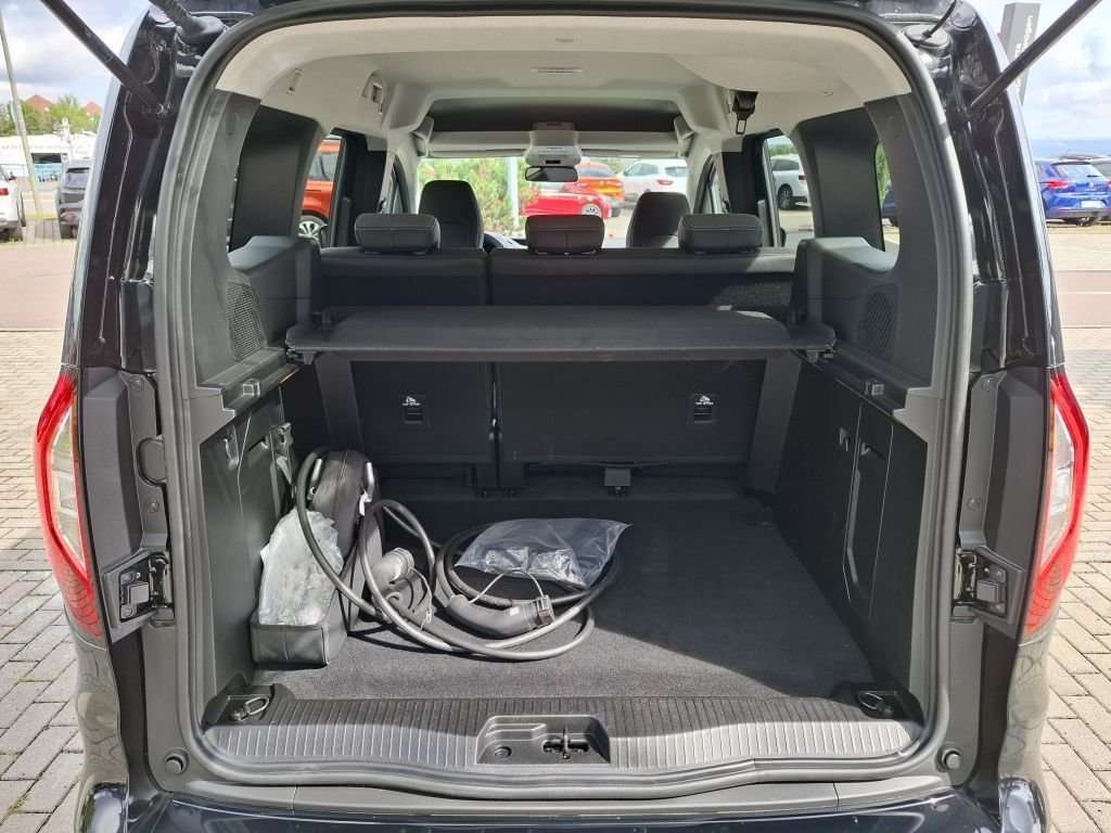 Fahrzeugbild eines Renault Kangoo E-TECH