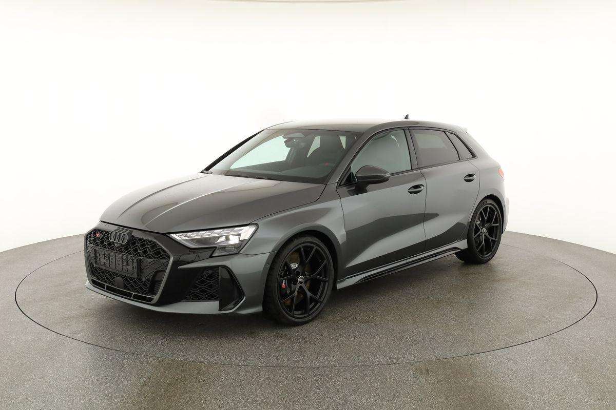 Fahrzeugbild eines Audi RS3