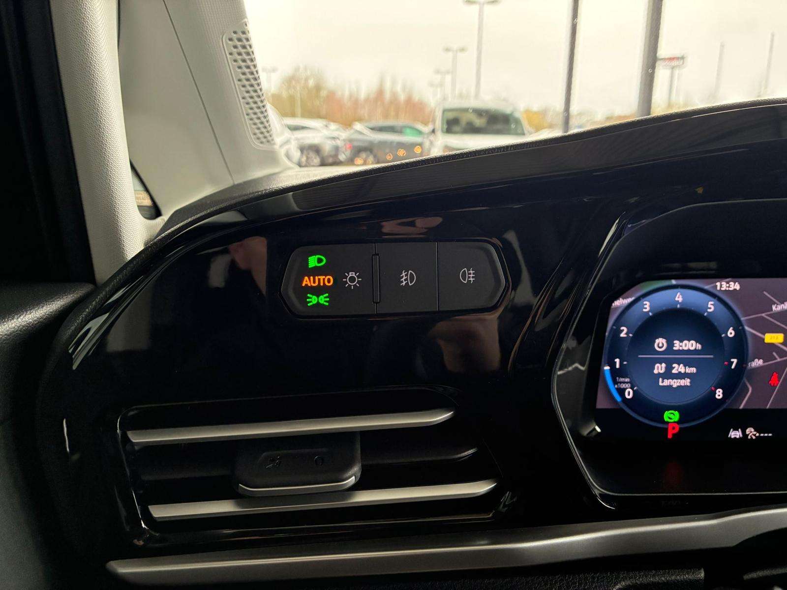 Fahrzeugbild eines Ford Grand Tourneo