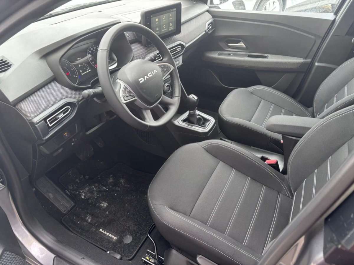 Fahrzeugbild eines Dacia Sandero
