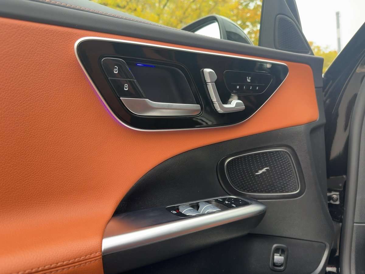 Fahrzeugbild eines Mercedes-Benz C-Klasse