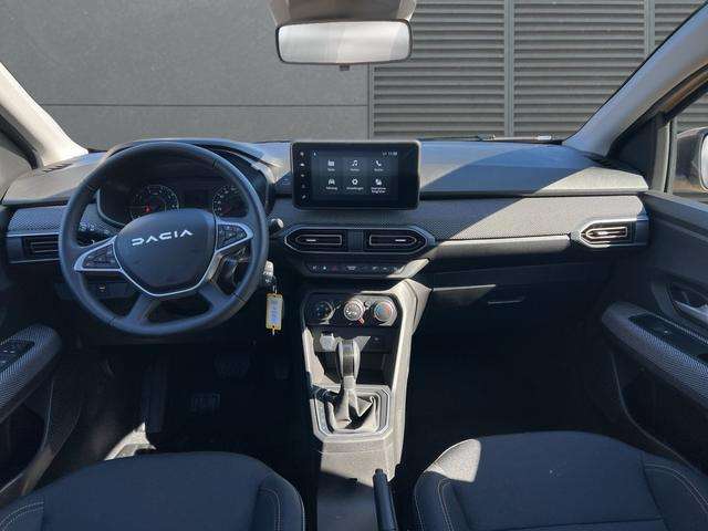 Fahrzeugbild eines Dacia Sandero