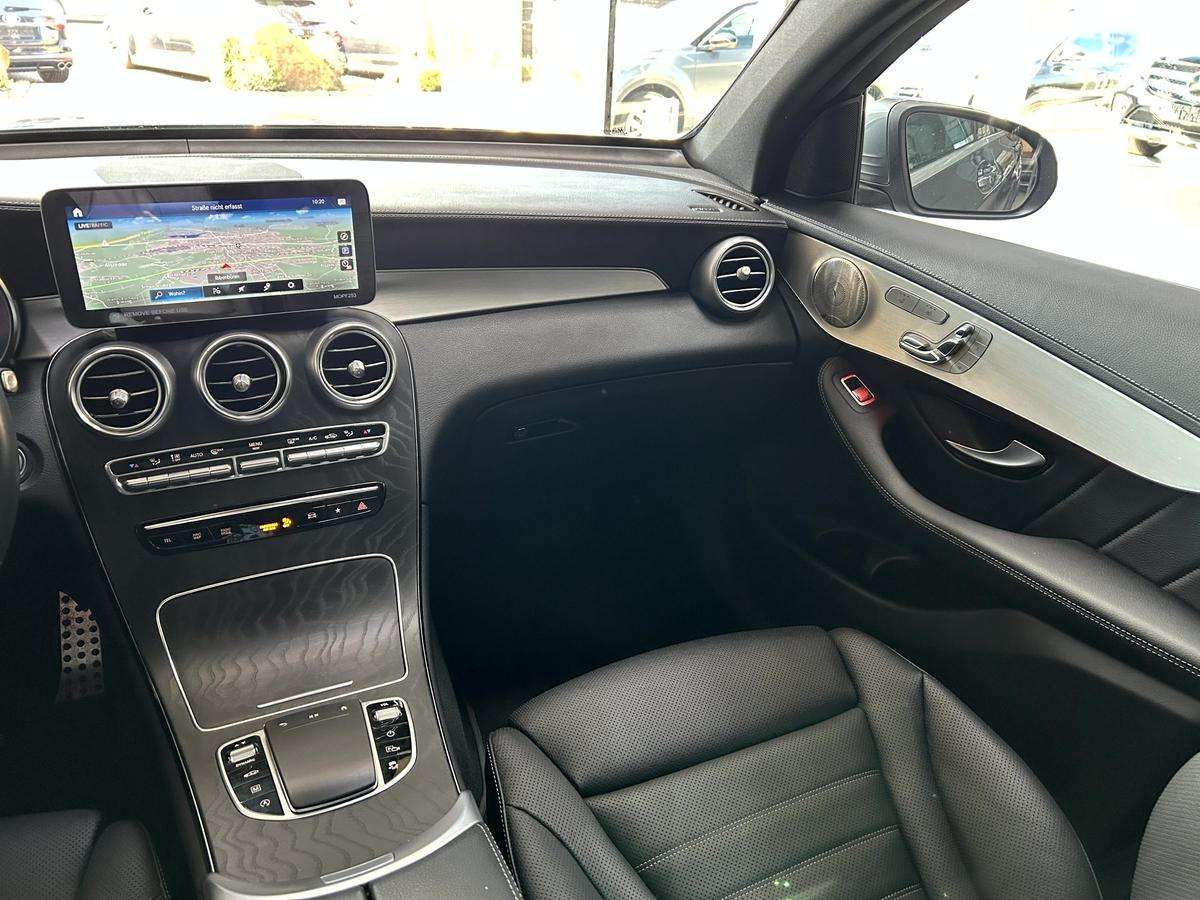 Fahrzeugbild eines Mercedes-Benz GLC