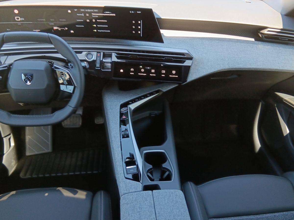 Fahrzeugbild eines Peugeot 5008
