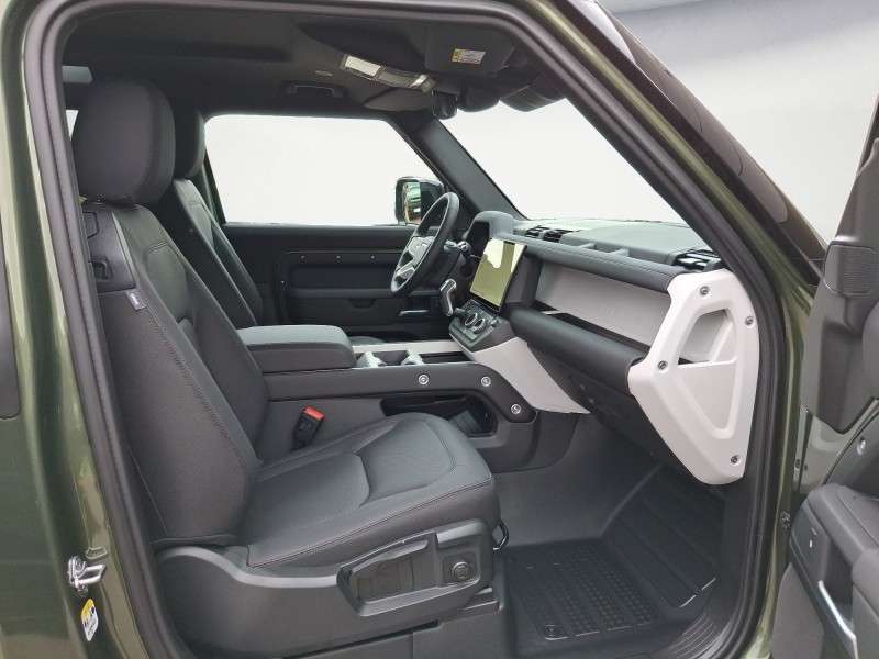 Fahrzeugbild eines Land Rover Defender