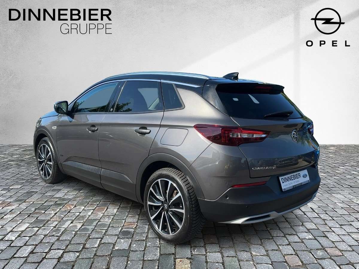 Fahrzeugbild eines Opel Grandland X