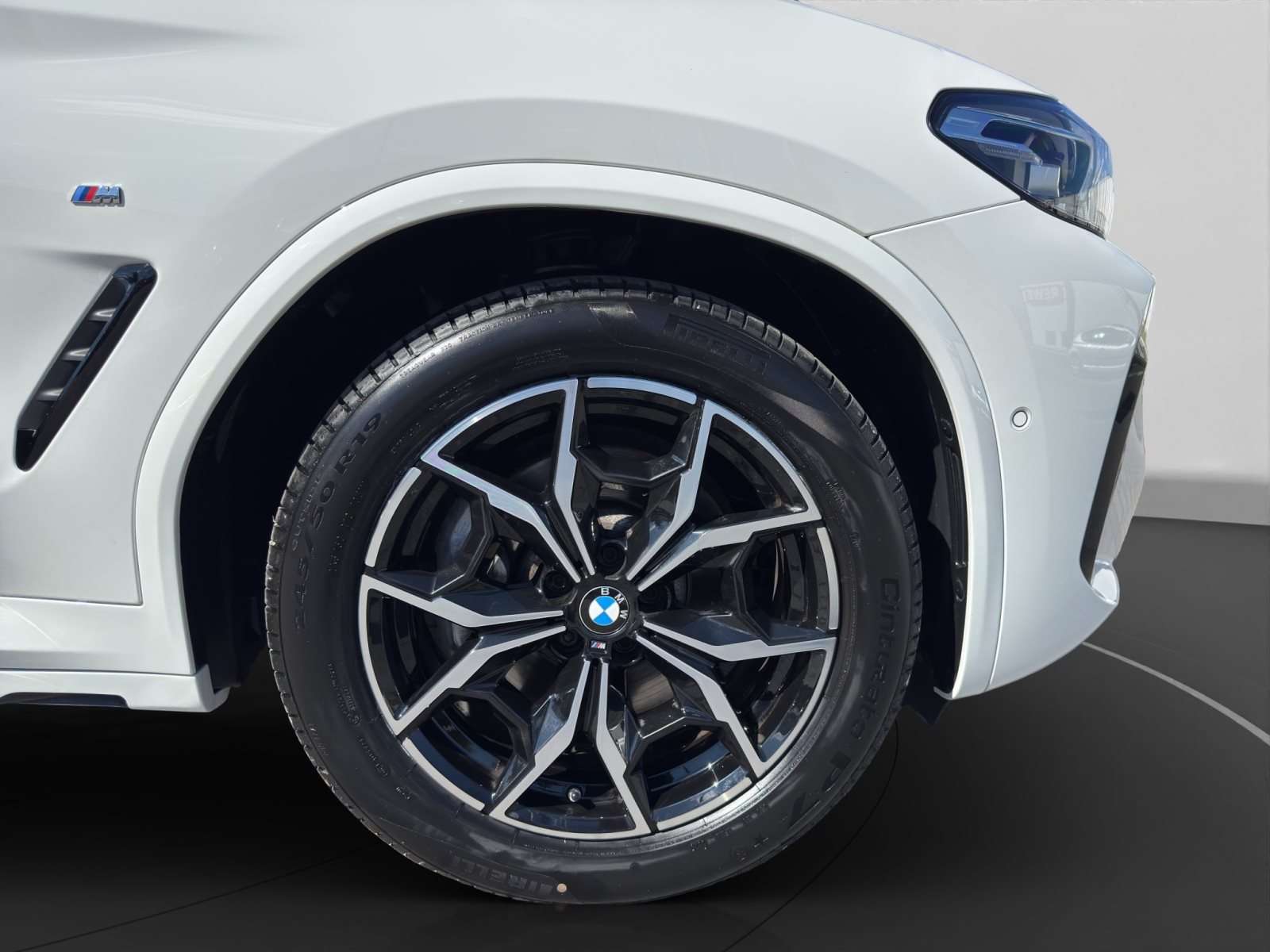 Fahrzeugbild eines BMW X3