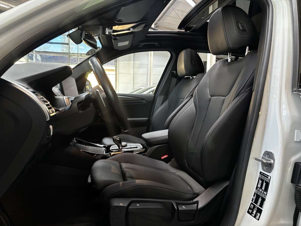 Fahrzeugbild eines BMW X3