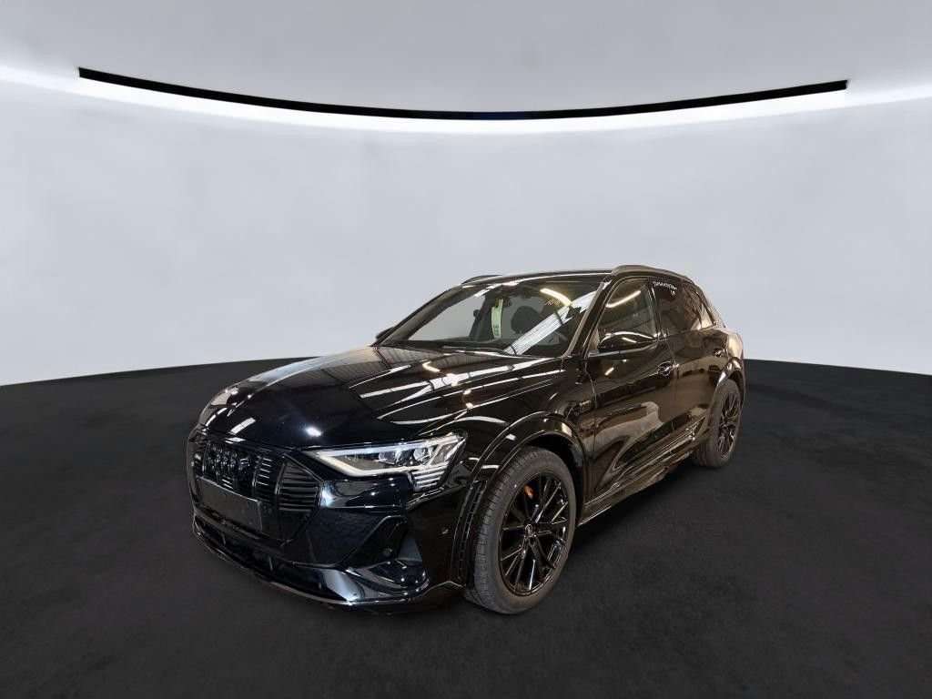 Fahrzeugbild eines Audi e-tron