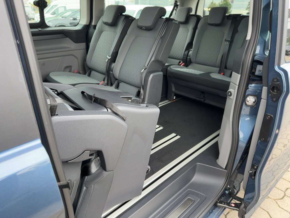 Fahrzeugbild eines Ford Tourneo Custom
