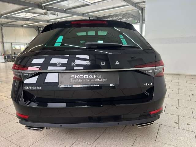 Fahrzeugbild eines Skoda Superb