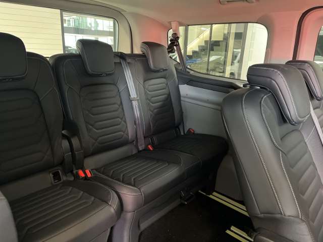 Fahrzeugbild eines Ford Tourneo Custom