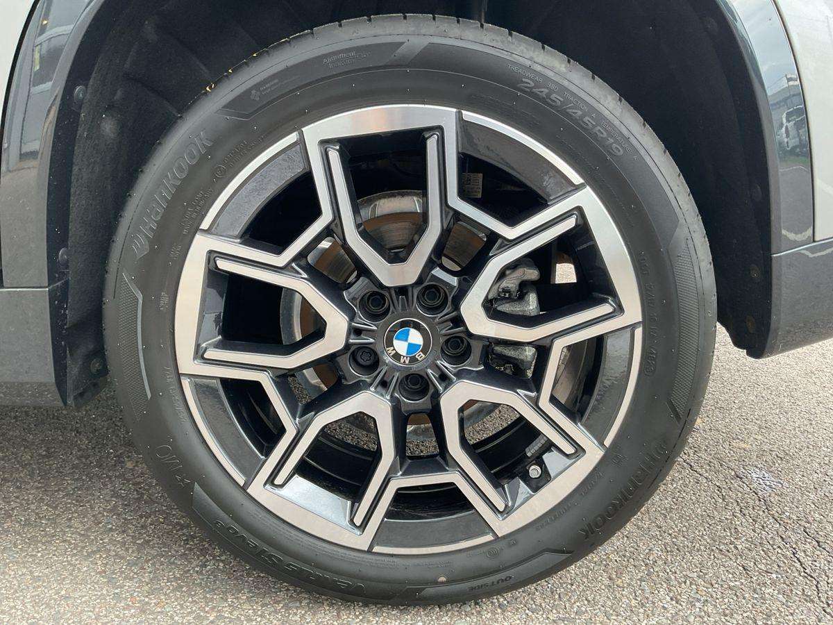 Fahrzeugbild eines BMW X1
