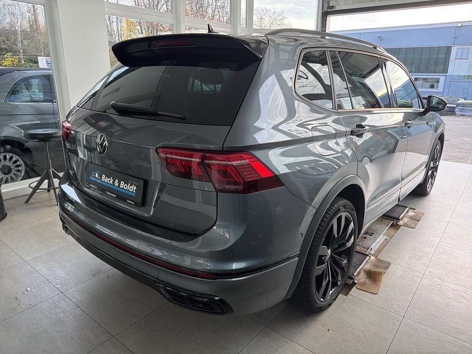 Fahrzeugbild eines Volkswagen Tiguan Allspace