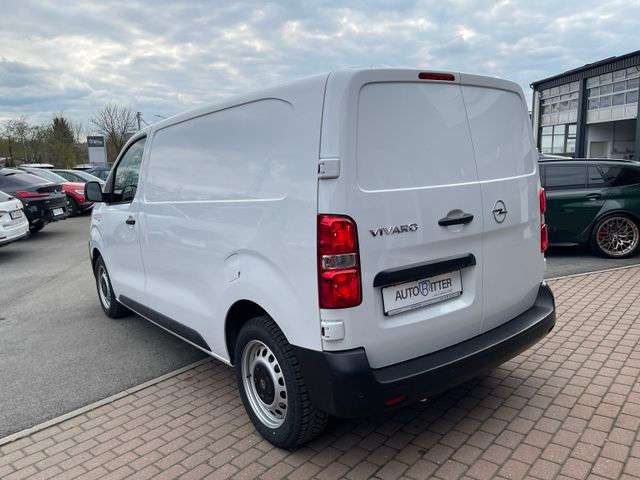 Fahrzeugbild eines Opel Vivaro