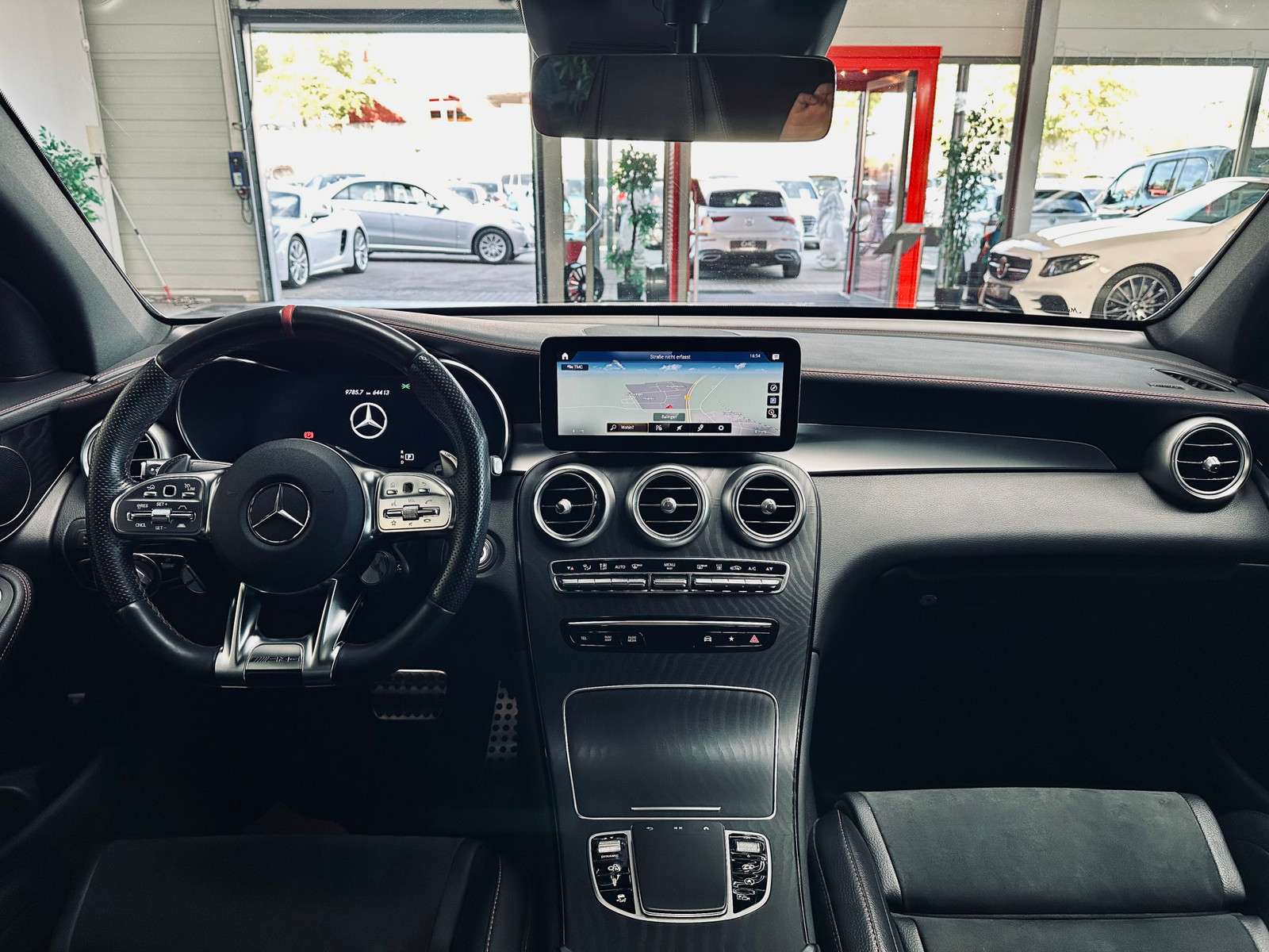 Fahrzeugbild eines Mercedes-Benz GLC