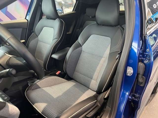 Fahrzeugbild eines Renault Clio