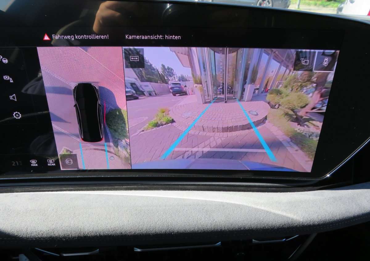 Fahrzeugbild eines Audi e-tron