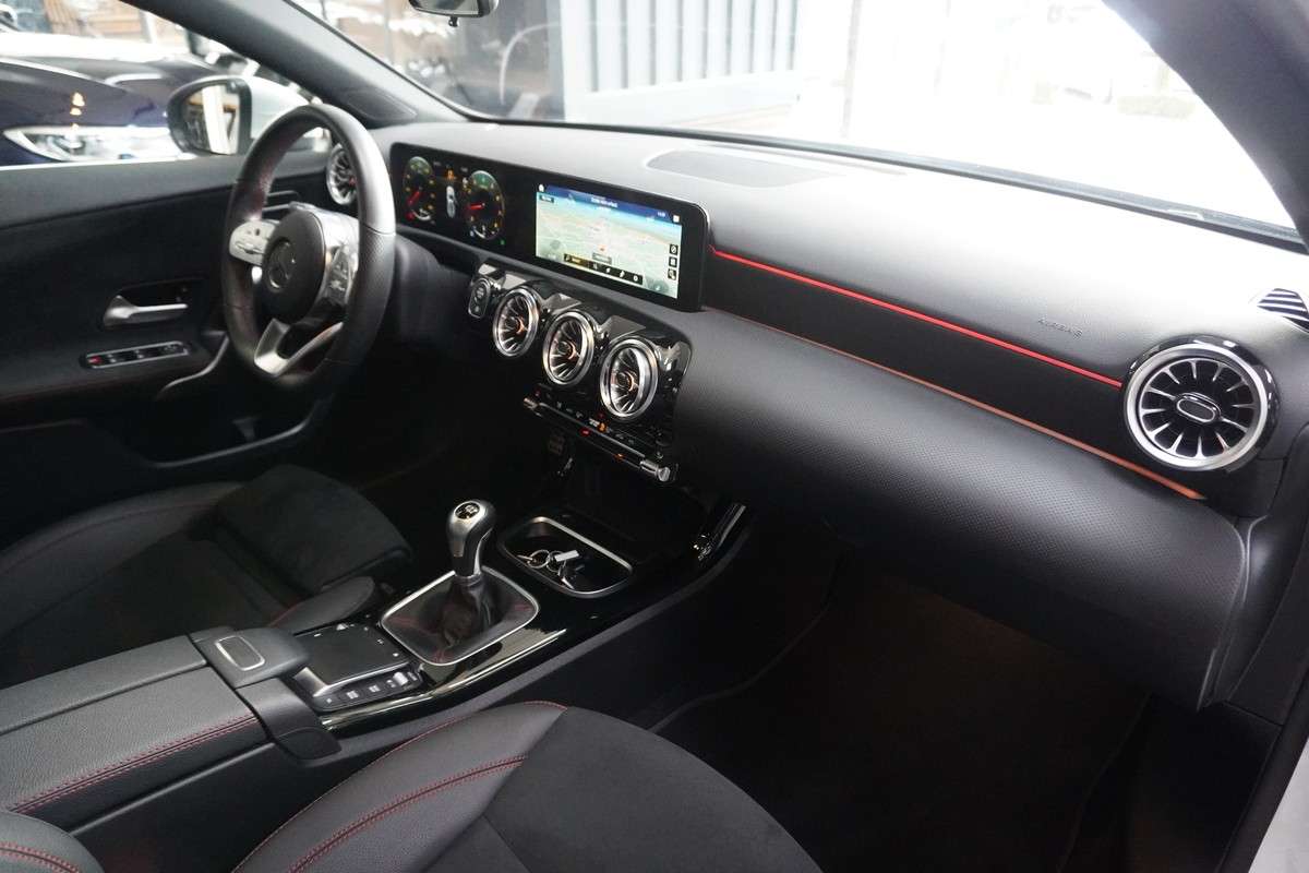 Fahrzeugbild eines Mercedes-Benz A-Klasse
