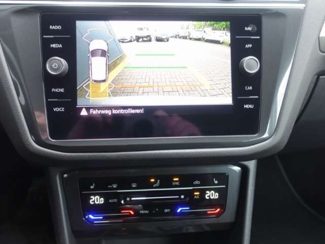 Fahrzeugbild eines Volkswagen Tiguan Allspace