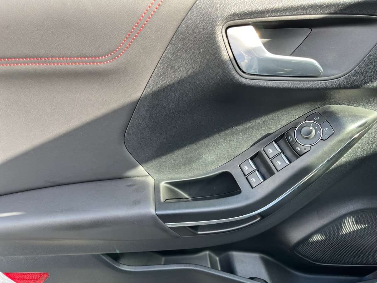 Fahrzeugbild eines Ford Puma
