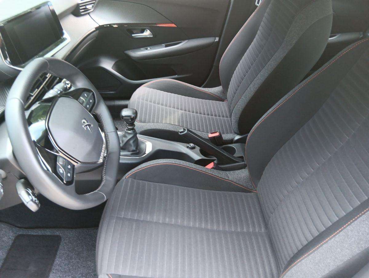 Fahrzeugbild eines Peugeot 208