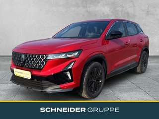 Schräge Frontansicht auf einen Renault Austral , freigestellt