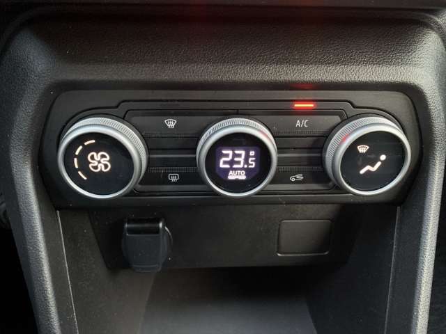 Fahrzeugbild eines Dacia Sandero