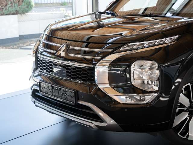 Fahrzeugbild eines Mitsubishi Outlander