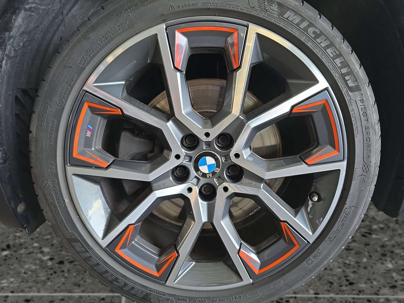 Fahrzeugbild eines BMW X2