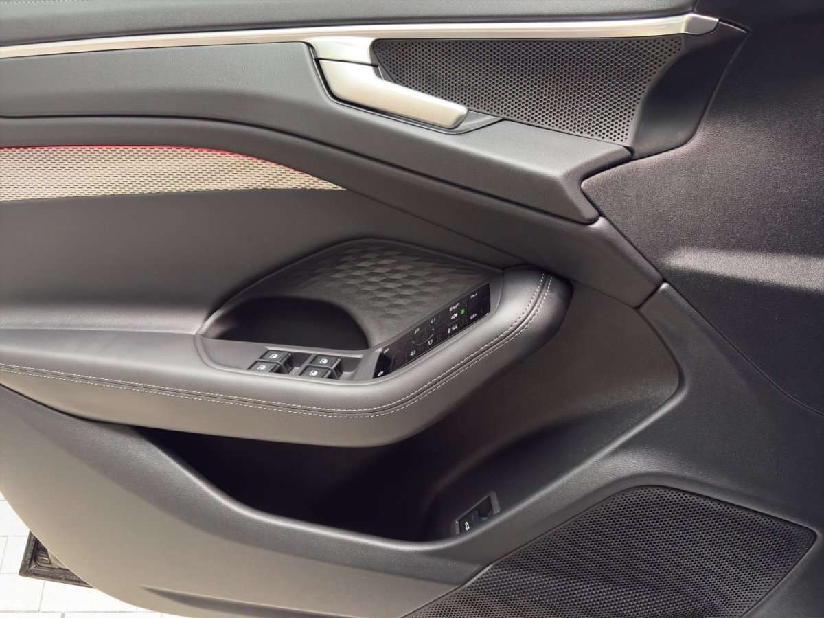 Fahrzeugbild eines Audi A6