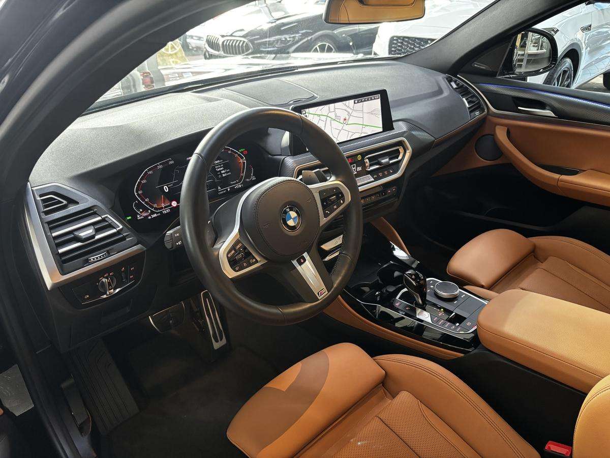 Fahrzeugbild eines BMW X4