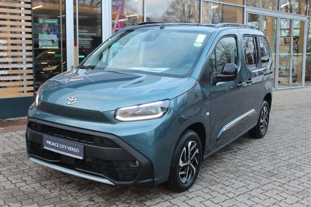 Fahrzeugbild eines Toyota Proace City