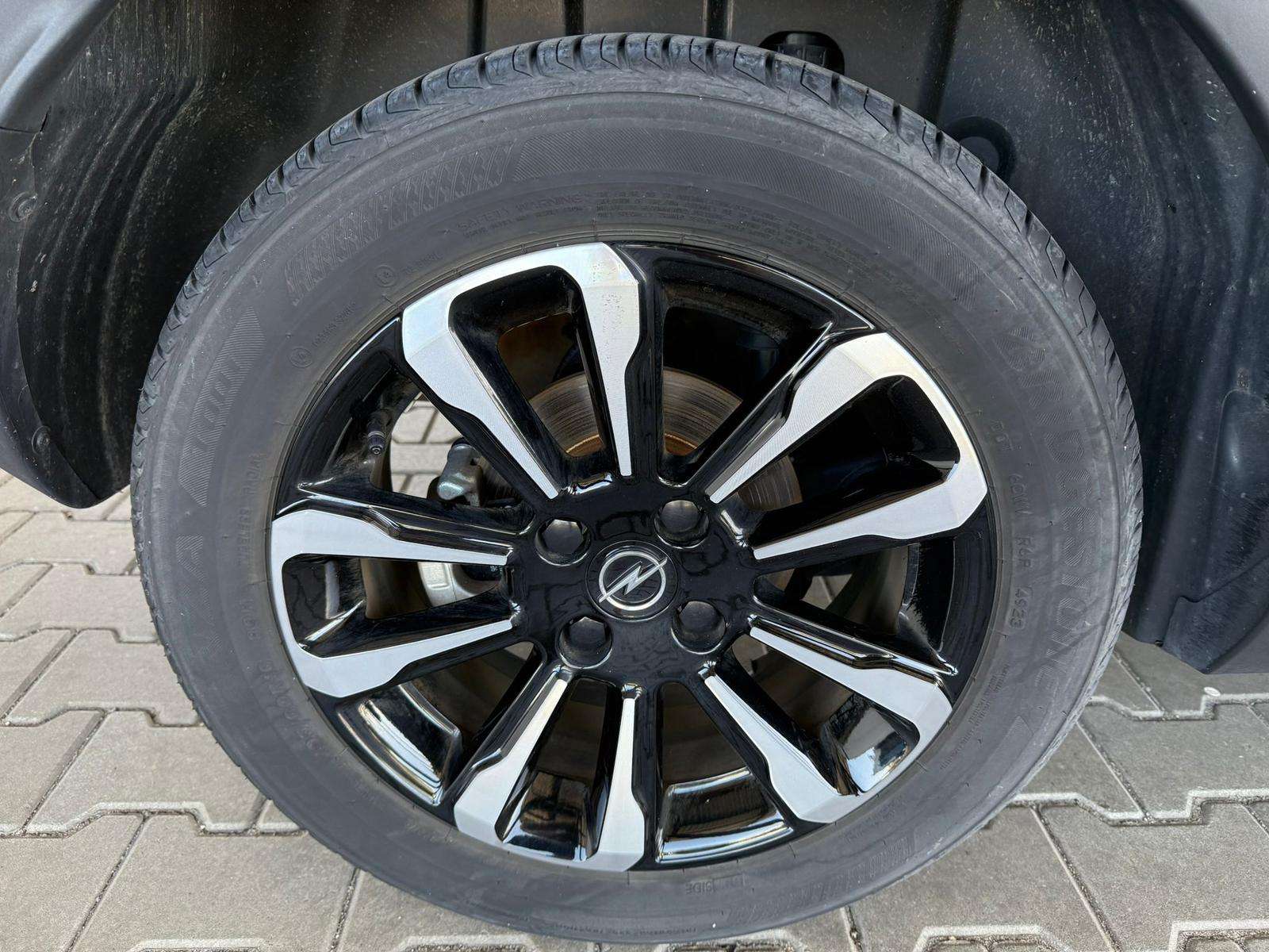 Fahrzeugbild eines Opel Crossland X