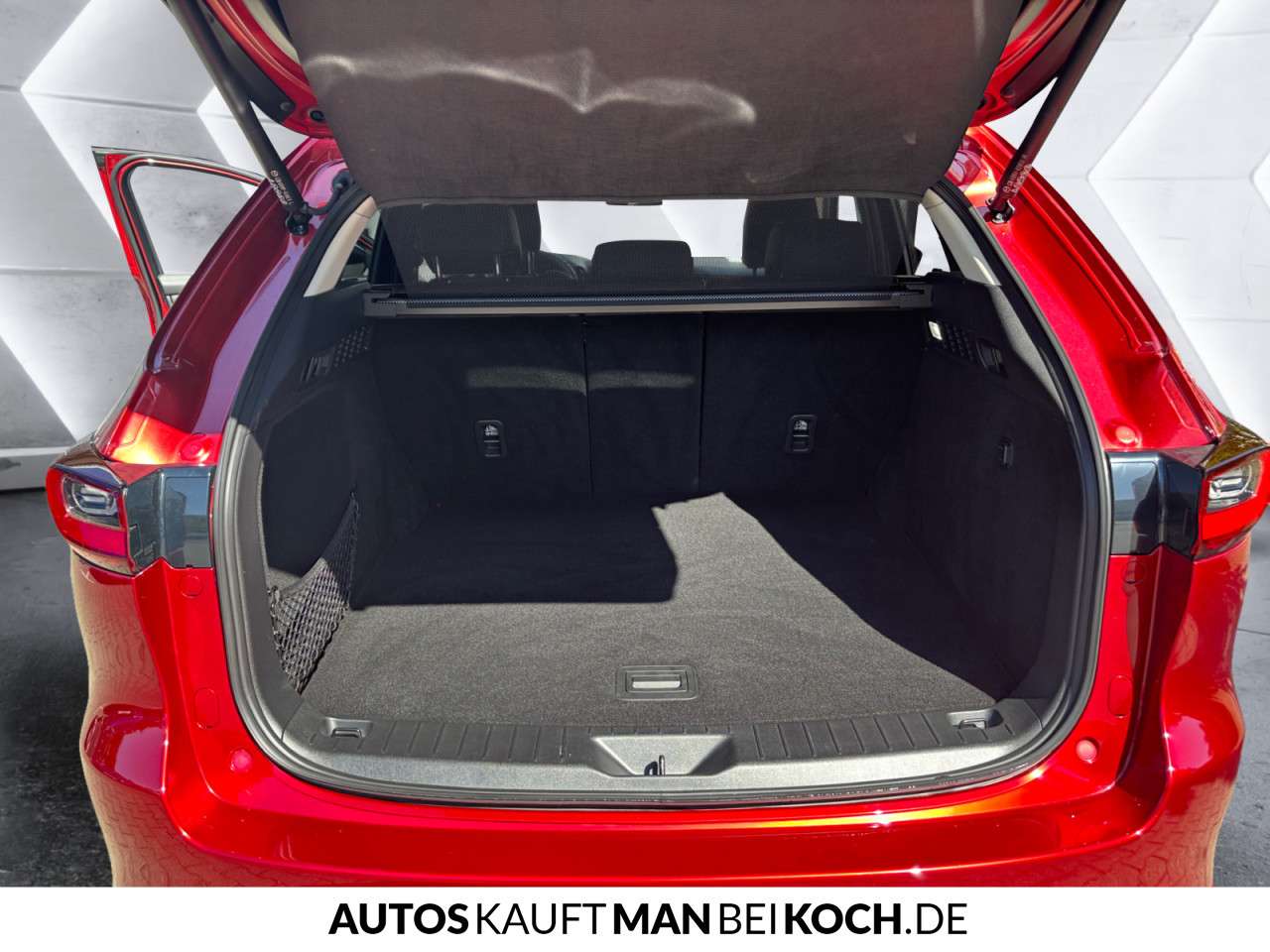 Fahrzeugbild eines Mazda CX-60
