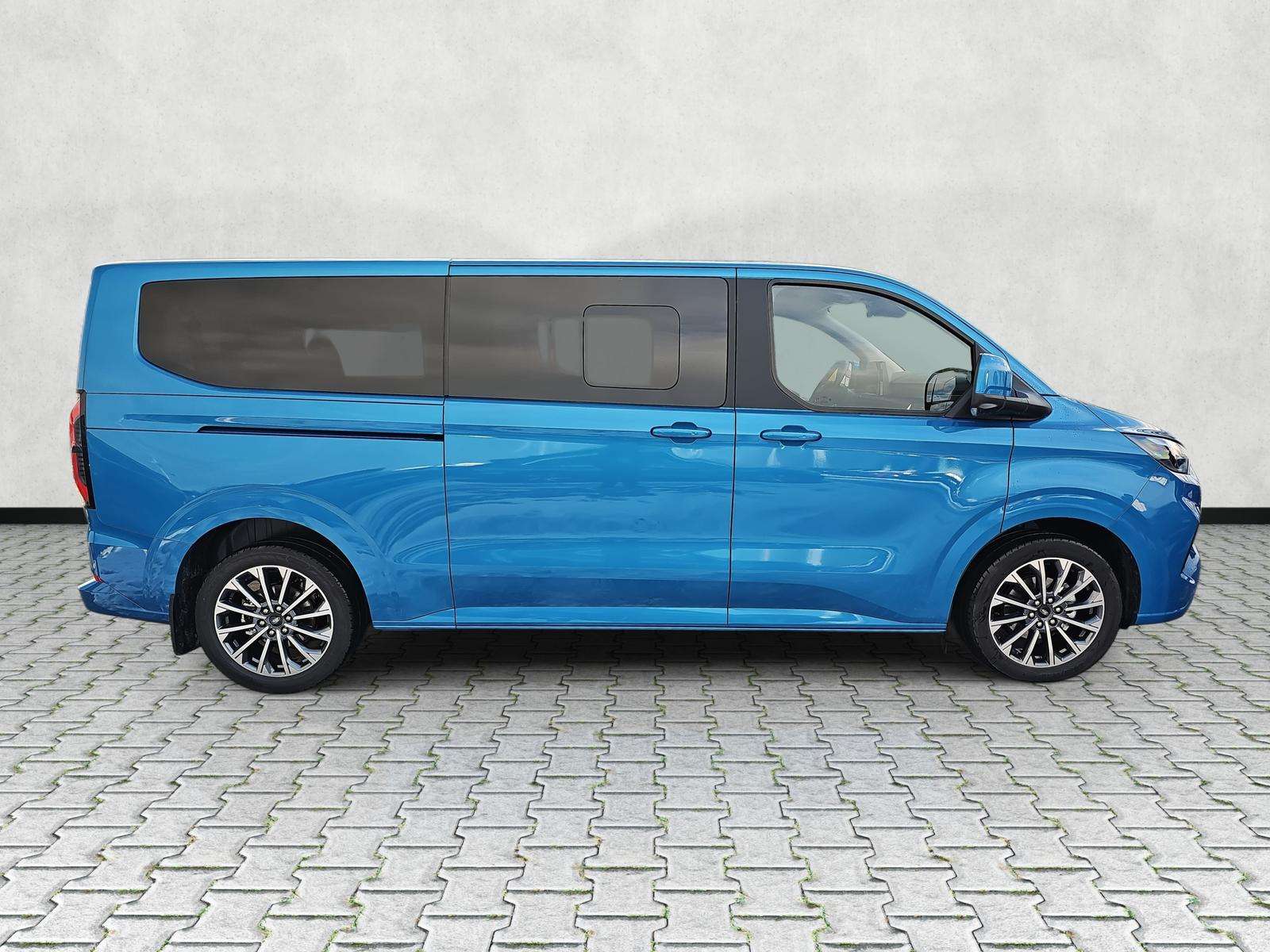 Fahrzeugbild eines Ford Tourneo Custom
