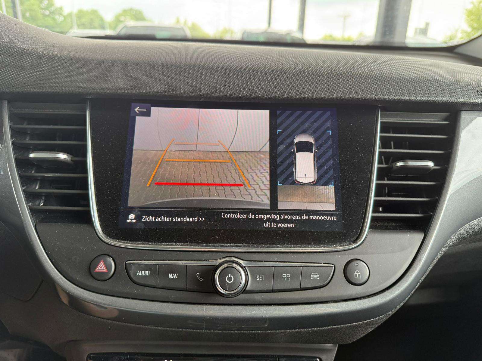 Fahrzeugbild eines Opel Crossland X