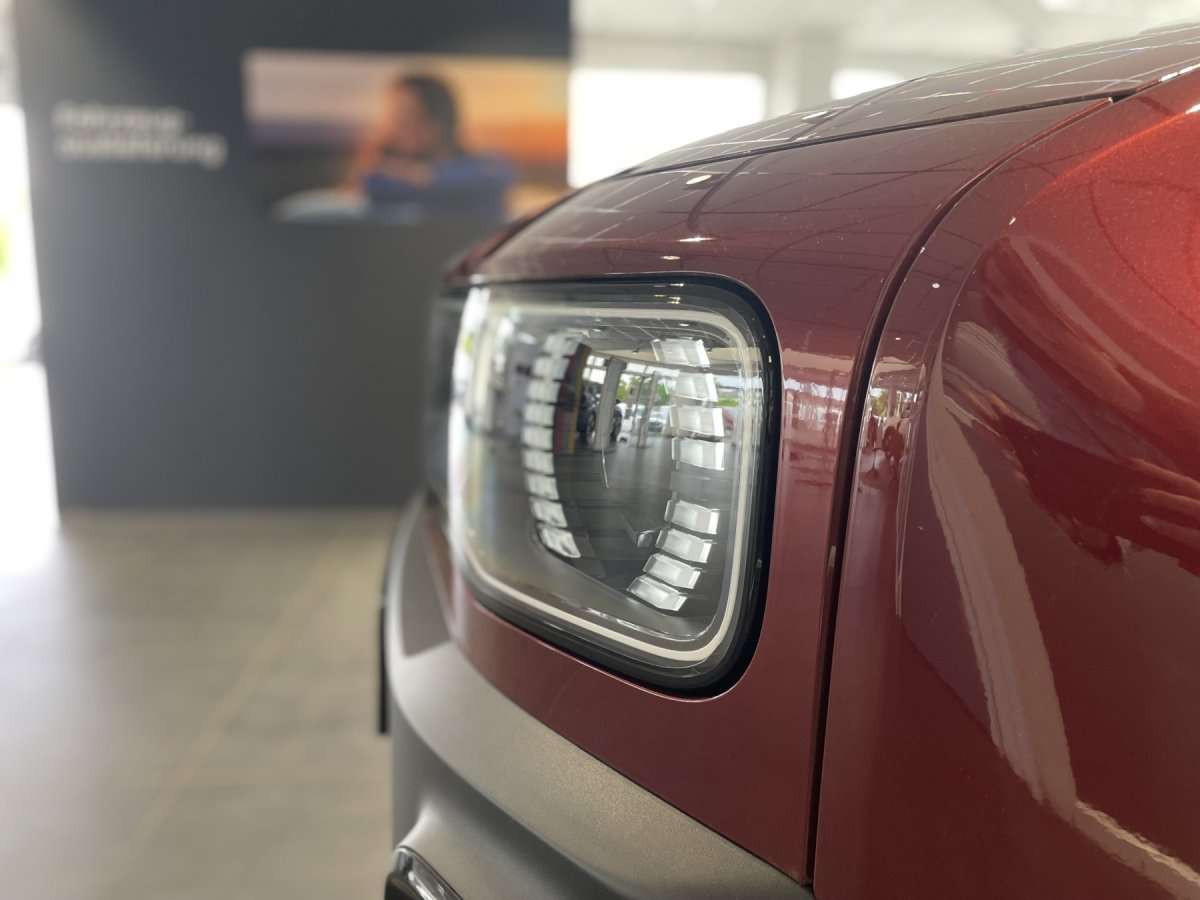 Fahrzeugbild eines Renault 4 E-TECH